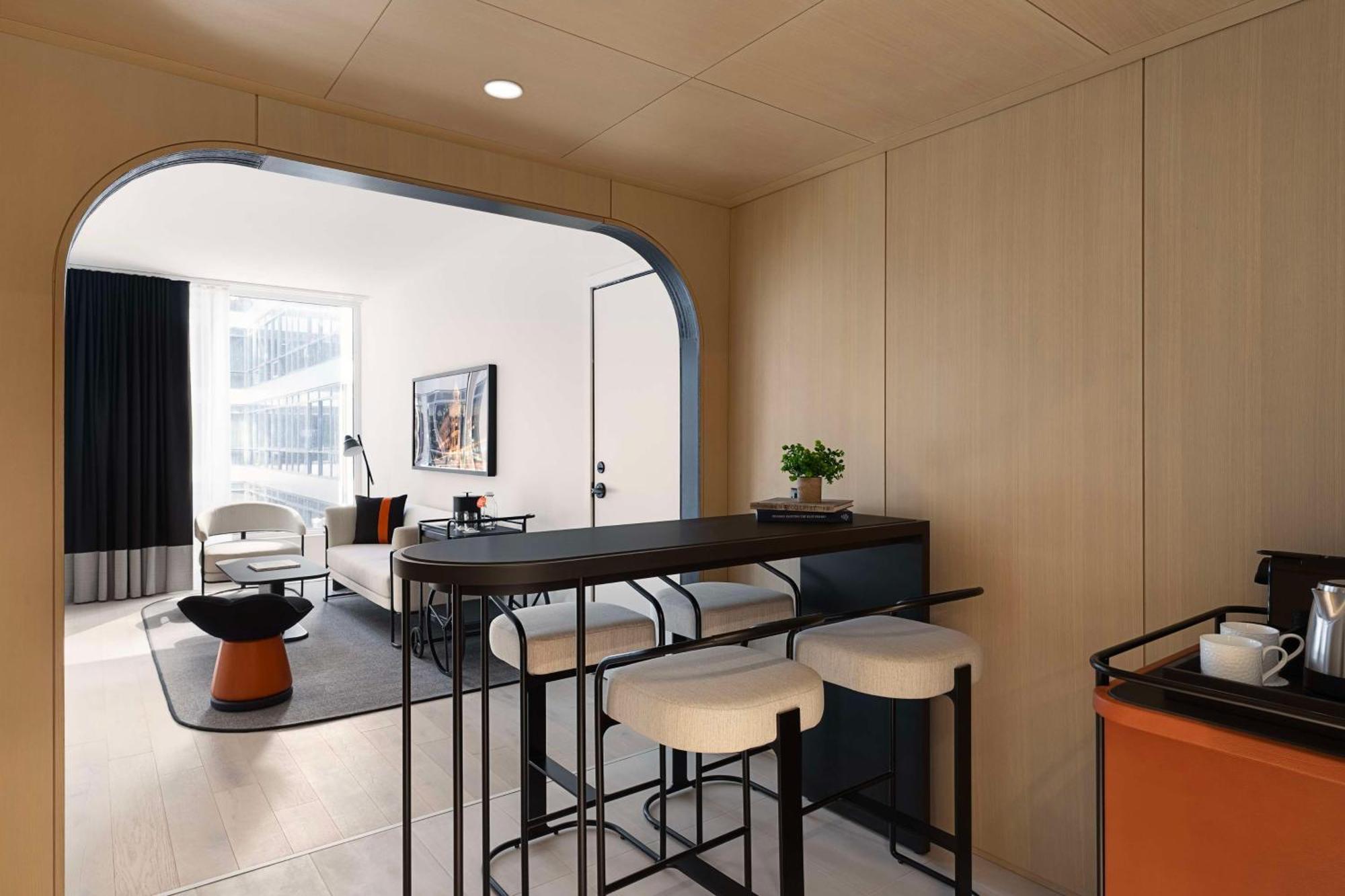 Canopy By Hilton Toronto Yorkville ภายนอก รูปภาพ